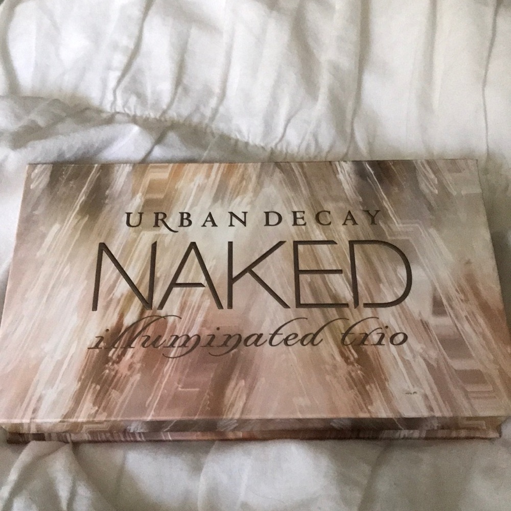 Urban Decay Naked Illuminated Trio